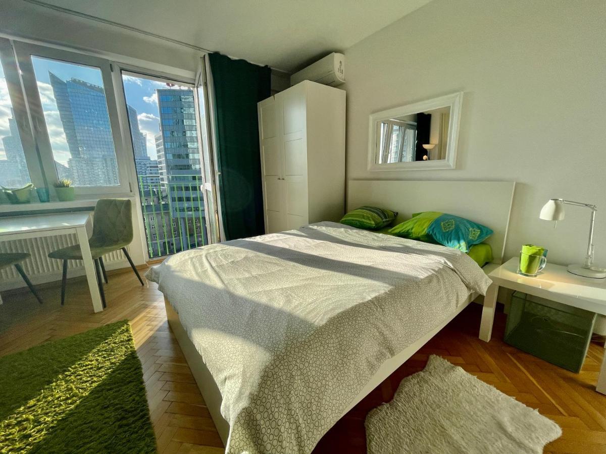 Super Apartament Green Rondo Onz Metro Nowe Wifi 300 Mb/S Aircondition Netflix Spotify Varsó Kültér fotó